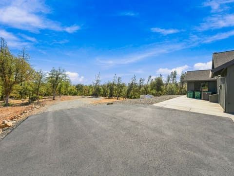 Photograph 42 of 9081 Silver King Rd